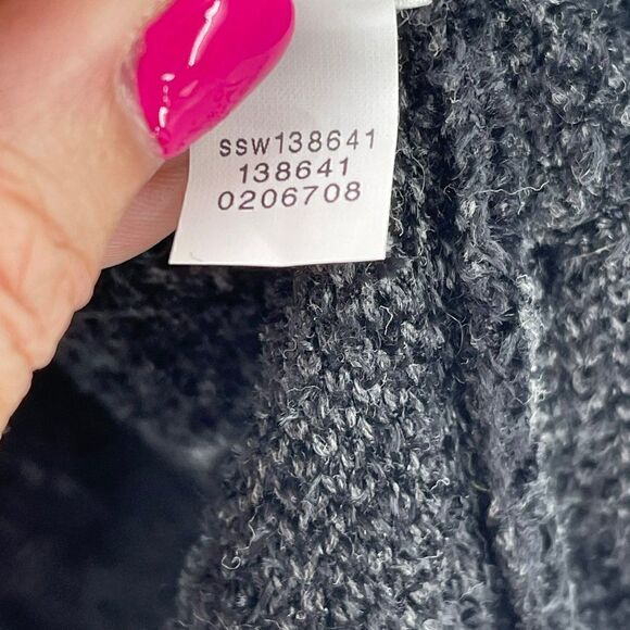 J. Jill Textured Leaf Pattern Crewneck Sweater Black Soft Women Small - Picture 7 of 7